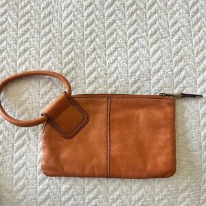 Hobo Sable wristlet